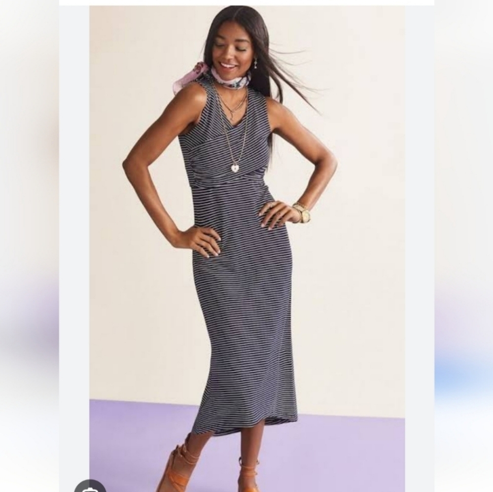 Cabi sleeveless Navy Blue White Striped  Maxi Dress Sz XS